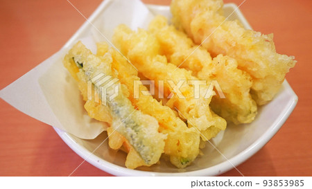 Japanese conveyor belt sushi menu (pumpkin tempura) Japanese conveyor belt sushi menu (pumpkin tempura) 93853985