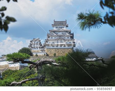 Himeji Castle, a national treasure Himeji Castle, a national treasure 93856097
