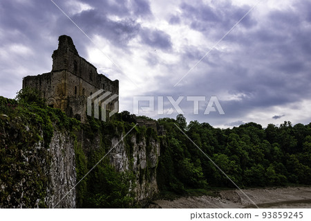 Remains of Chepstow Castle (Castell Cas-gwent) Remains of Chepstow Castle (Castell Cas-gwent) 93859245