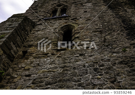 Remains of Chepstow Castle (Castell Cas-gwent) 93859246