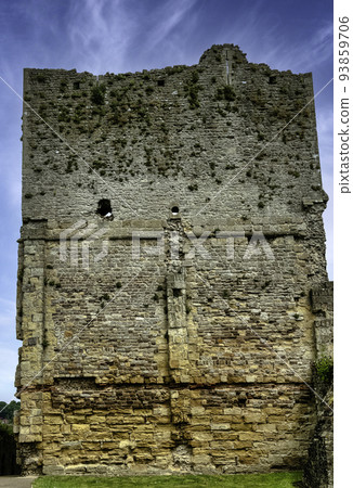 Remains of Chepstow Castle (Castell Cas-gwent) Remains of Chepstow Castle (Castell Cas-gwent) 93859706