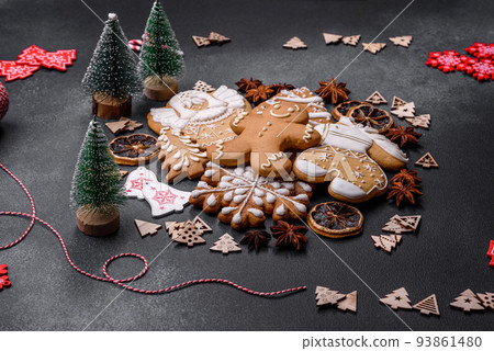 Delicious gingerbread cookies with honey, ginger and cinnamon. Winter composition 93861480