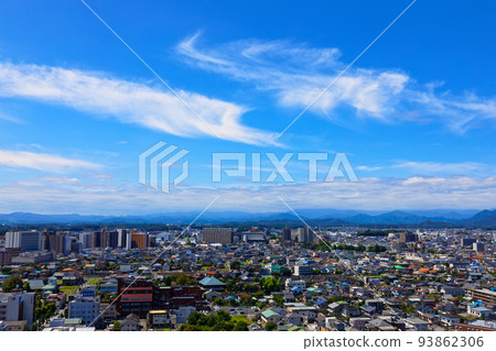 從栃木縣廳展望廳眺望鹿沼市街景 93862306