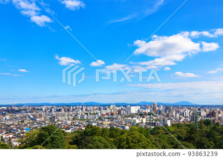 A view of the streets in the direction of JR Utsunomiya Station from Utsunomiya Tower 93863239