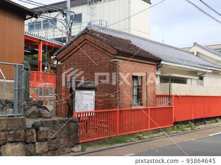 Nara Line Inari Station Lamp Hut Nara Line Inari Station Lamp Hut 93864645