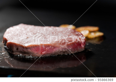 Delicious steak 93866369