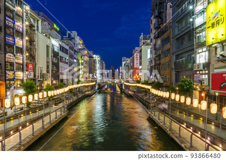 大阪南,道頓堀商店街,從太左衛門橋到相愛橋 大阪南,道頓堀商店街,從太左衛門橋到相愛橋 93866480