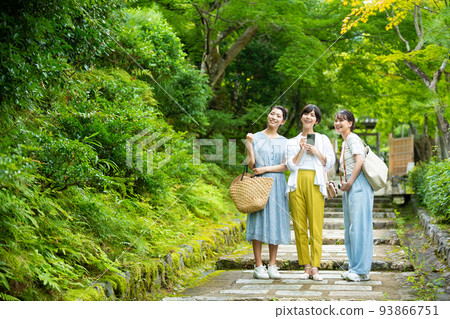 女孩的旅行 93866751