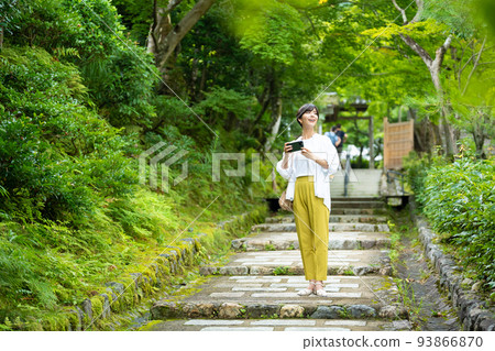 Girls' trip Smartphone travel 93866870