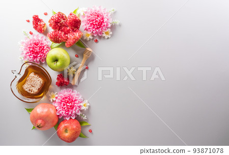 Rosh hashanah (Jewish New Year holiday), Concept of traditional or religion symbols on pastel background. Rosh hashanah (Jewish New Year holiday), Concept of traditional or religion symbols on pastel background. 93871078