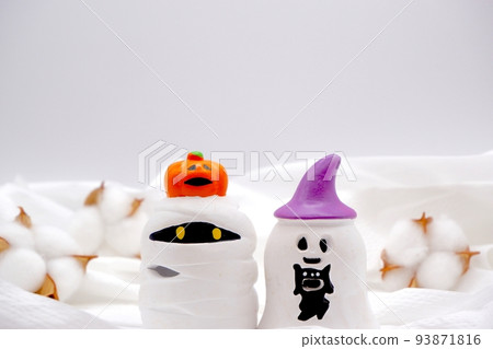 Halloween ghost white image Halloween ghost white image 93871816