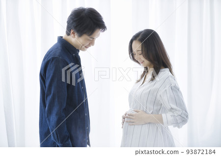 Maternity pregnant couple Maternity pregnant couple 93872184