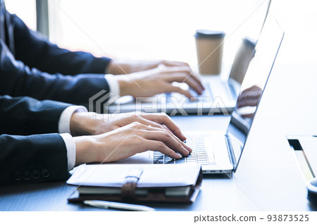 Personal computer, hand parts, fingertips, male 93873525