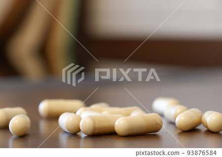 Closeup of Pills with a high Dose of Vitamin C Closeup of Pills with a high Dose of Vitamin C 93876584
