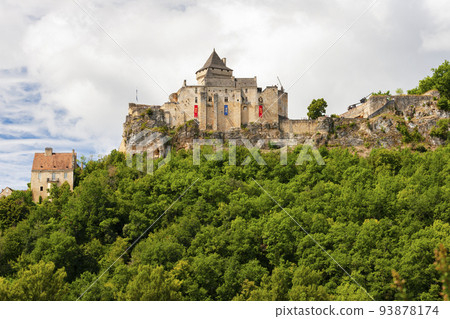 Chateau de Castelnaud, Dordogne, Aquitaine, France Chateau de Castelnaud, Dordogne, Aquitaine, France 93878174
