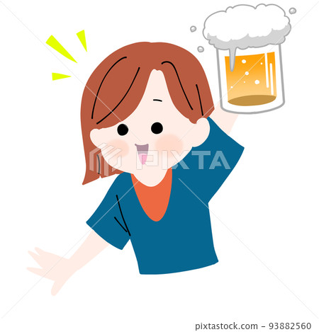 一個快樂的女人拿著啤酒杯敬酒 93882560