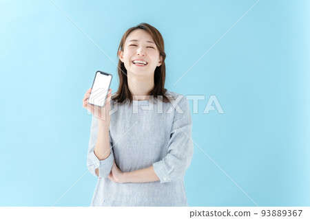 女人智能手機藍背 93889367