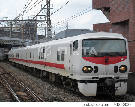 穿過武藏浦和站的 Kiya E193 系列 East i-D 穿過武藏浦和站的 Kiya E193 系列 East i-D 93890022