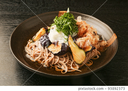 Fried eggplant soba 93892373