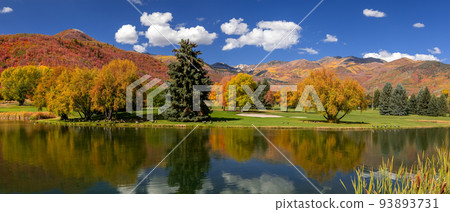 Colorful autumn trees at Wasatch mountain state park, Utah Colorful autumn trees at Wasatch mountain state park, Utah 93893731
