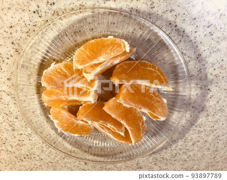 Mandarin orange  93897789