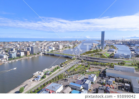 From the right bank of the Shinano River (Bandai) to Toki Messe and the townscape in the direction of Bandaijima (bird's-eye view) From the right bank of the Shinano River (Bandai) to Toki Messe and the townscape in the direction of Bandaijima (bird's-eye view) 93899042