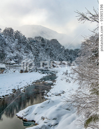 寂寞的里山冬景 93905396