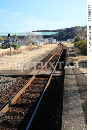 View of the railroad leading to Osumi-Yokogawa Station 93906255