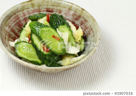 微醃黃瓜和捲心菜,泡菜 微醃黃瓜和捲心菜,泡菜 93907038