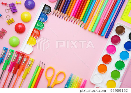Preparation and study of elementary school children. Bright and colorful school Preparation and study of elementary school children. Bright and colorful school 93909162