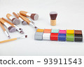 brushes and cosmetics 93911543