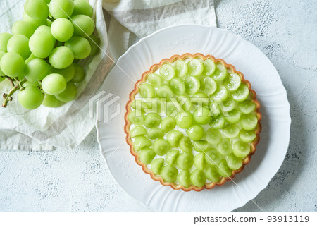 Shine Muscat Cheesecake Tart 93913119