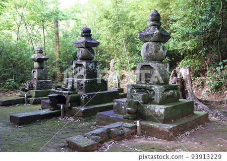 Kimotsuki Family Cemetery (Gyokugenji Ruins) 93913229