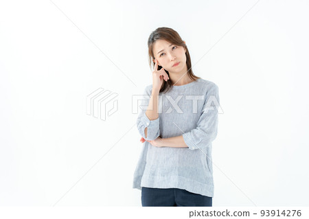 Troubling women Troubling women 93914276