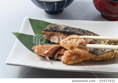 美味的三文魚柳 93915432