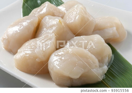新鮮美味的扇貝刺身 93915556