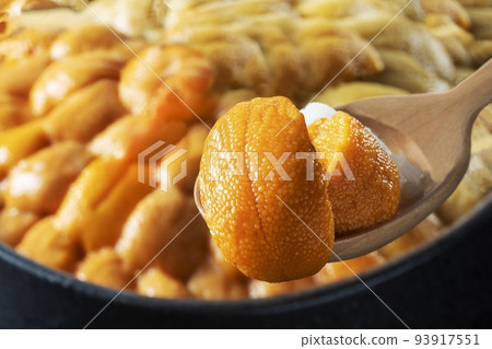 新鮮美味的海膽菜 新鮮美味的海膽菜 93917551
