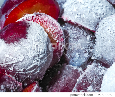 White frost on freshly frozen plum White frost on freshly frozen plum 93922280