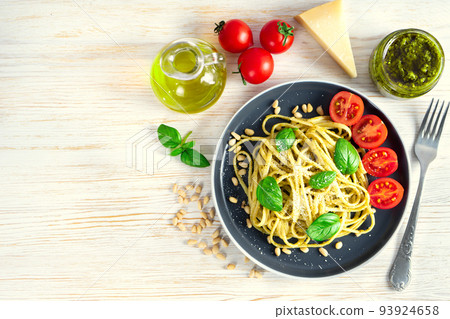 Traditional italian pasta pesto Traditional italian pasta pesto 93924658