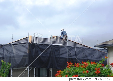 石板屋頂蓋板石屋頂蓋板施工方法 93928335