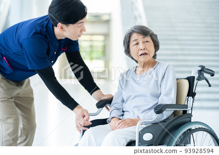 照顧者和老年婦女癡呆 93928594