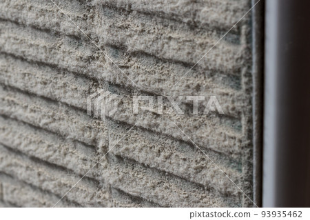 Air purifier filter filled with dust 93935462