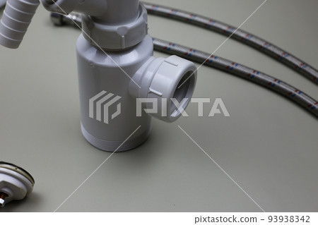 Sanitary set for the sink. Siphon with plastic white pipes for the bathroom 93938342