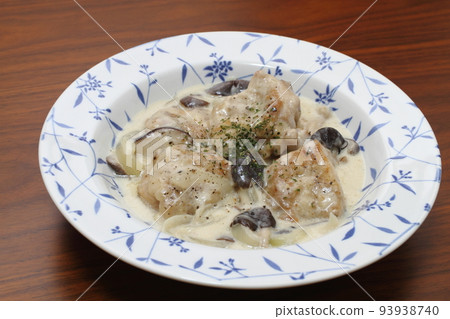 Simmered cream of chicken Simmered cream of chicken 93938740