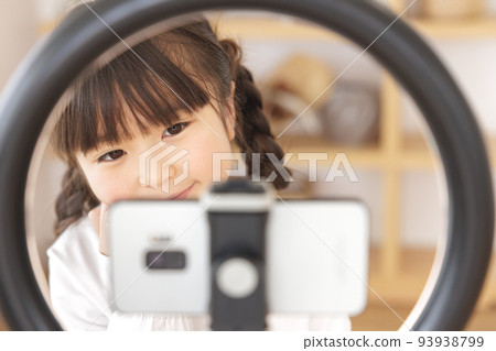 Girls who stream Kids YouTubers Girls who stream Kids YouTubers 93938799