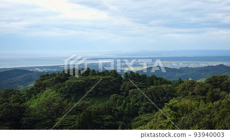 View of Hakui city from halfway up Mount Houdatsu View of Hakui city from halfway up Mount Houdatsu 93940003