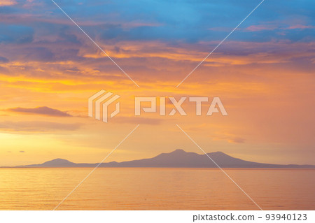 Northern Territories Kunashiri Island Sunrise from Rausu Northern Territories Kunashiri Island Sunrise from Rausu 93940123