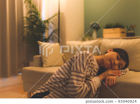 一個人住的女人 93940924