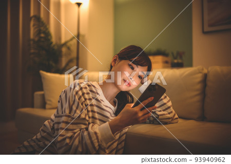 一個人住的女人 93940962
