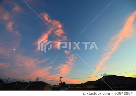 Dusk twilight cloud Dusk twilight cloud 93948894
